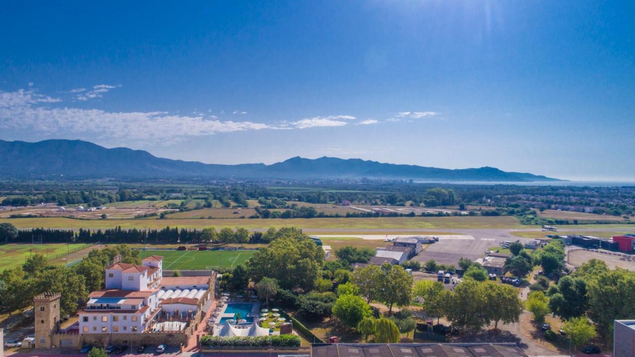 Hotel Castell Blanc Empuriabrava Extérieur photo