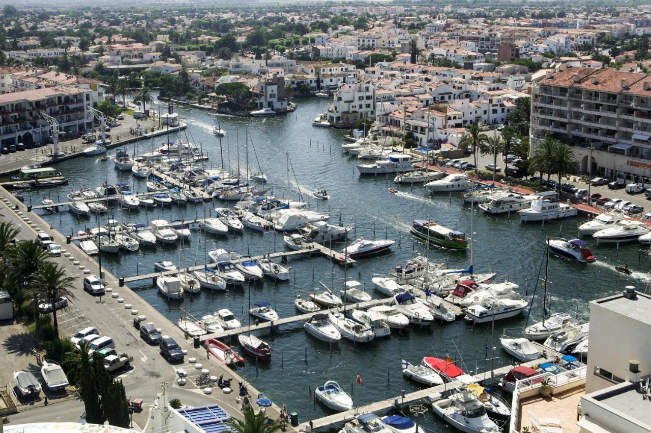 Hotel Castell Blanc Empuriabrava Extérieur photo